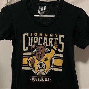 Johnny Cupcakes Boston Bruins T-shirt